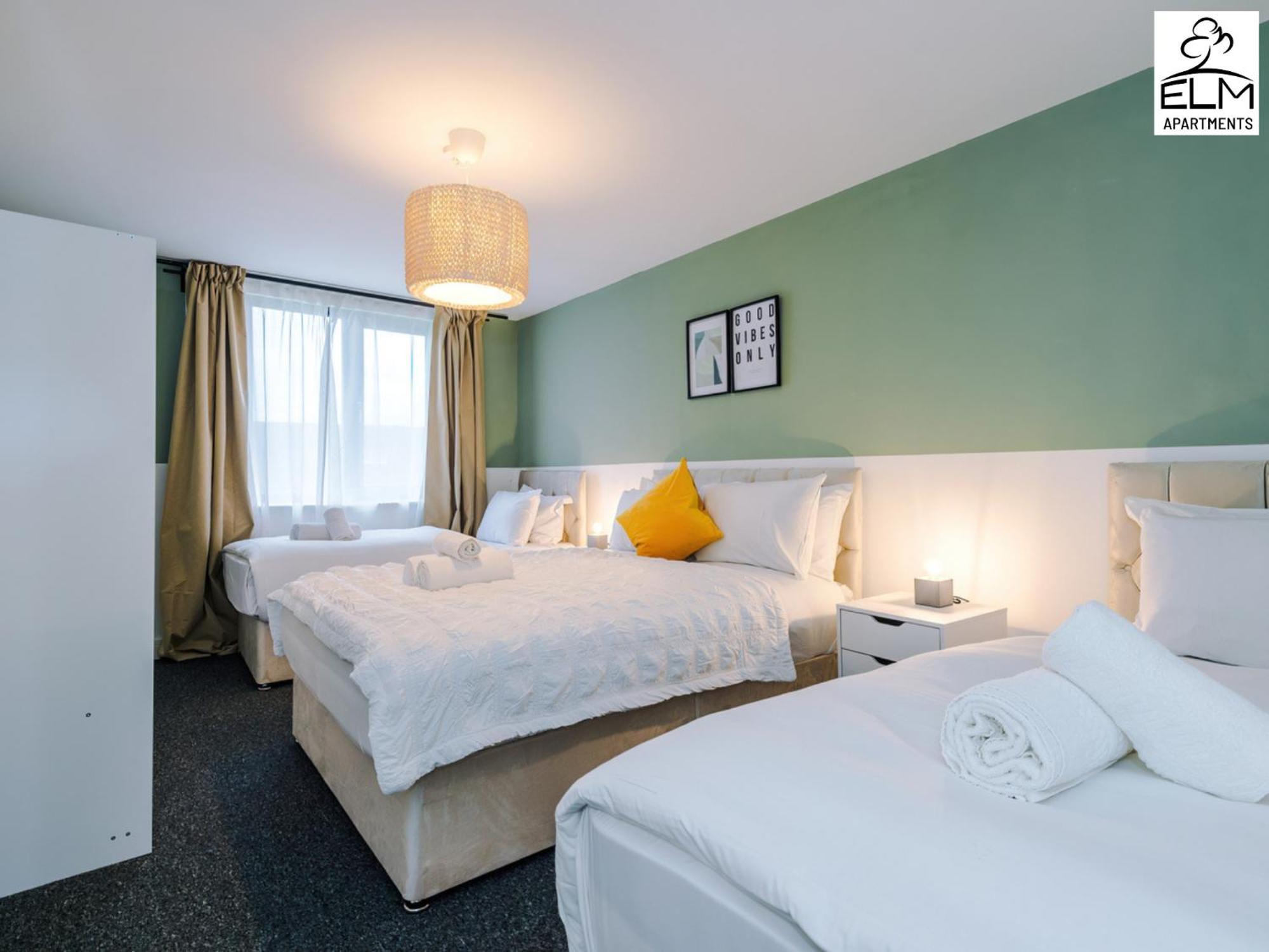 Elm Aparthotel , Collection Of Apartments Available Near Media City , Free Parking مانشستر المظهر الخارجي الصورة