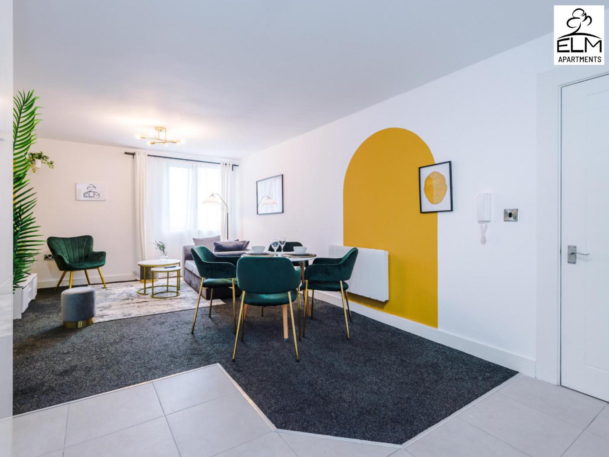 Elm Aparthotel , Collection Of Apartments Available Near Media City , Free Parking مانشستر المظهر الخارجي الصورة